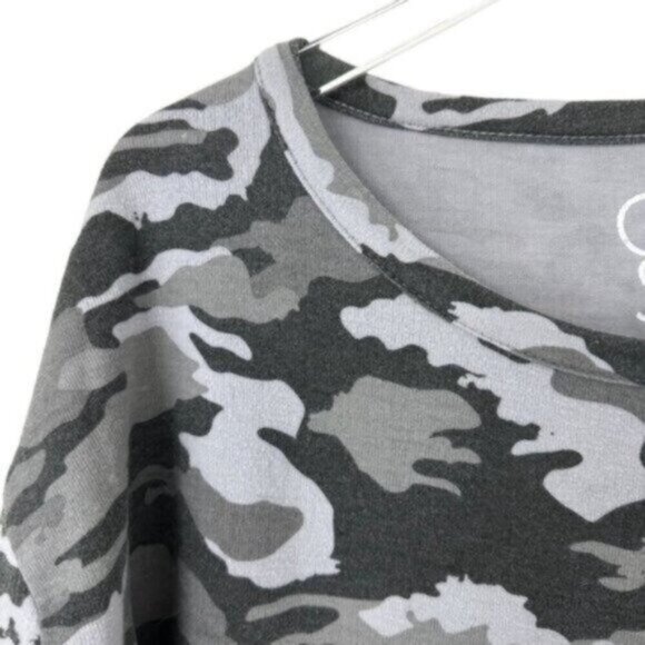 Chaser | Women's Gray Camo Print Long Sleeves Top Size Large - Picture 3 of 8